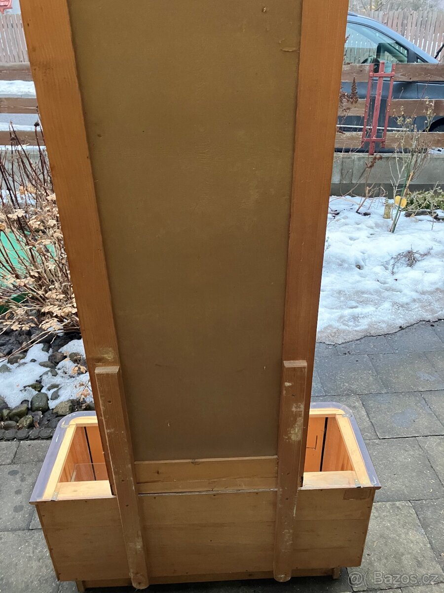 Toaletní stolek - 3