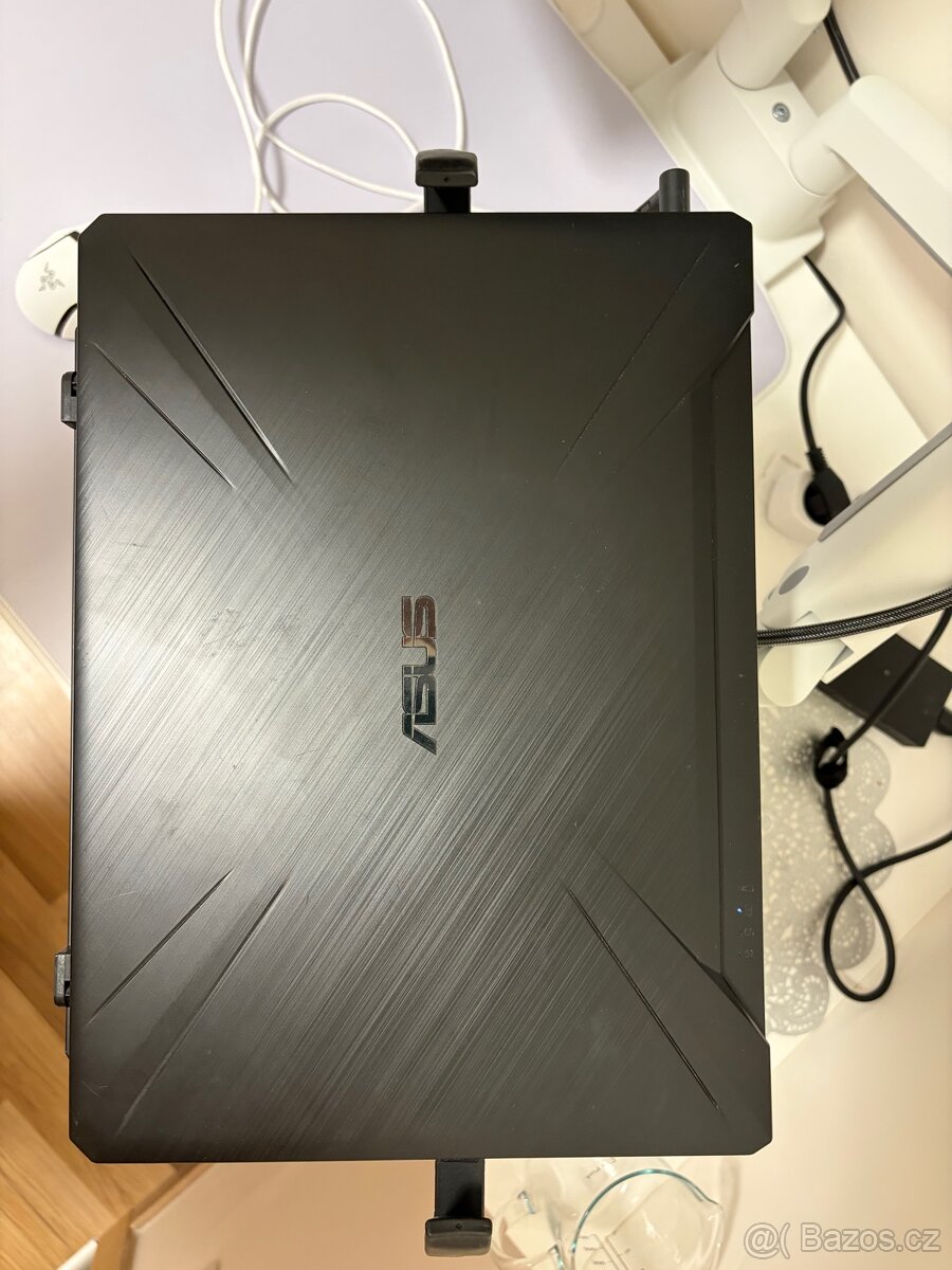 Herní notebook Asus TUF Gaming FX505DT - 3