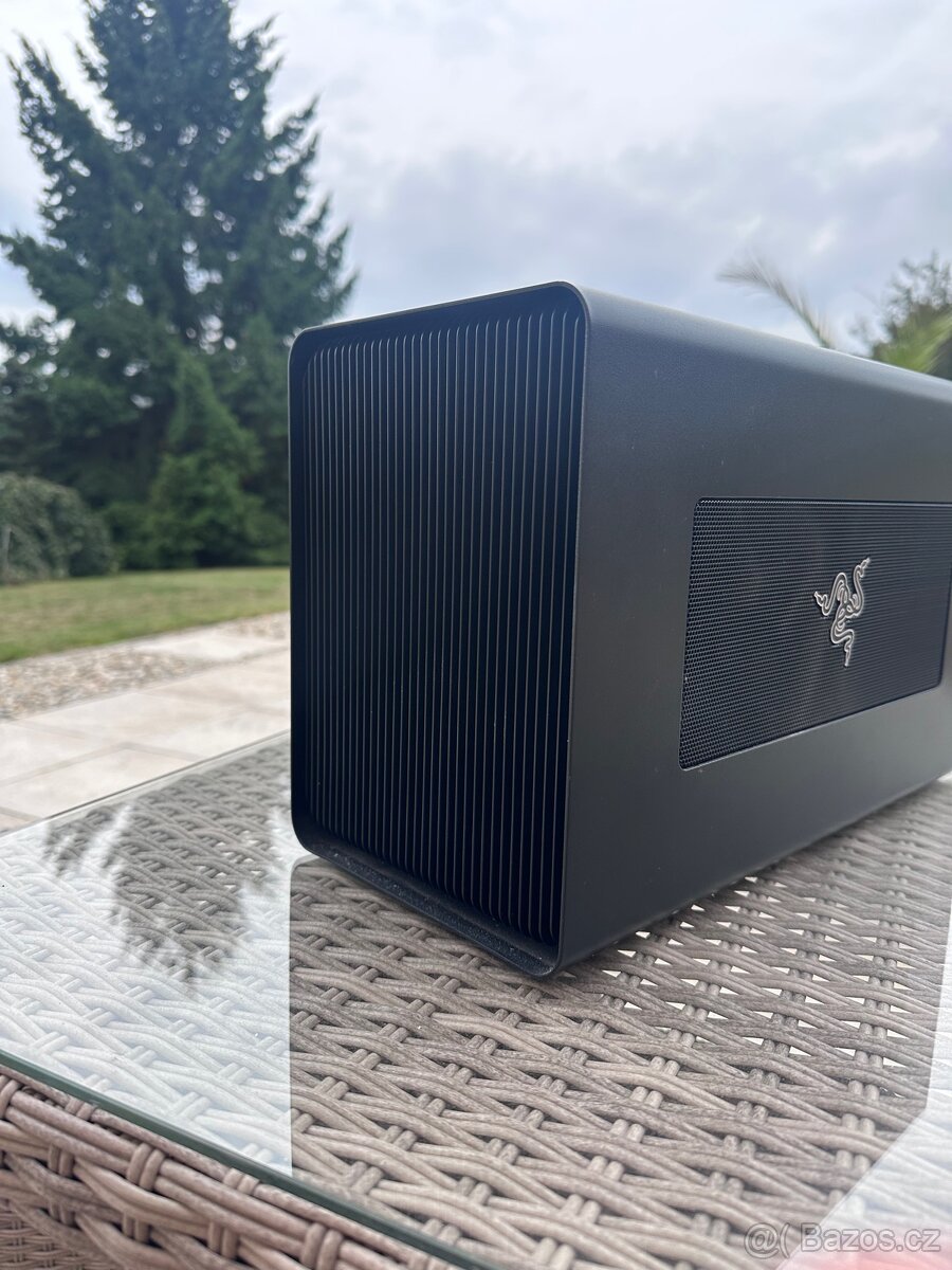 Razer Core X Chroma – externí GPU box (eGPU) - 3
