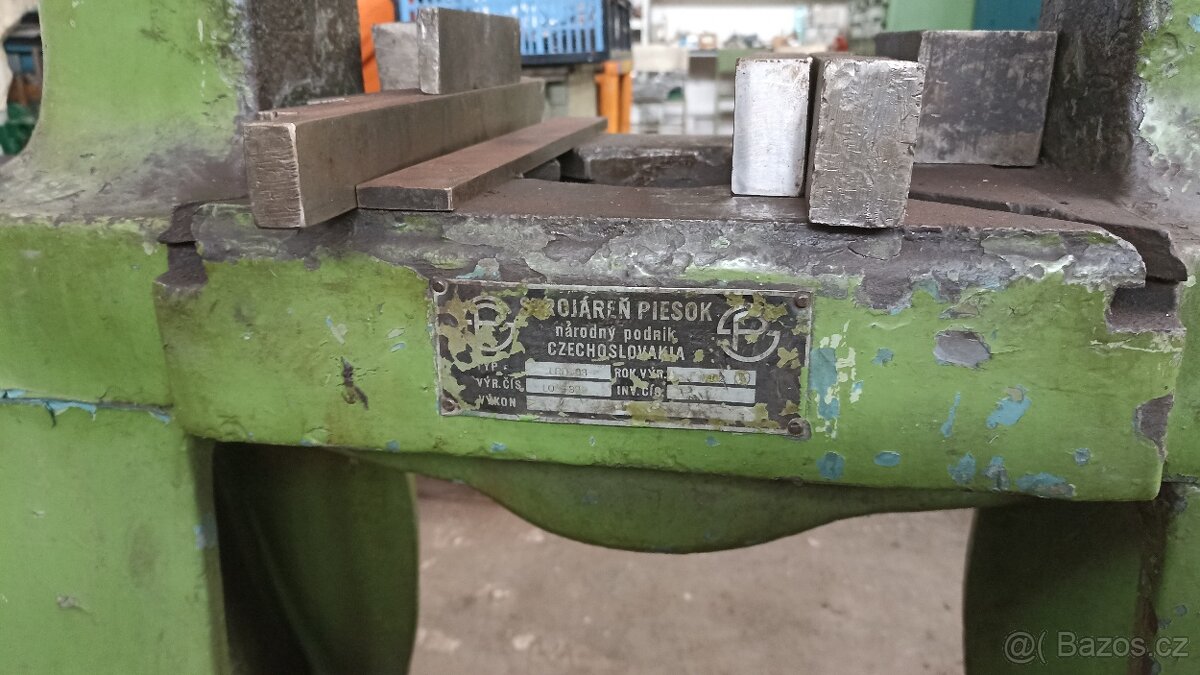 Ruční vřetenový lis LRD 83 - 3