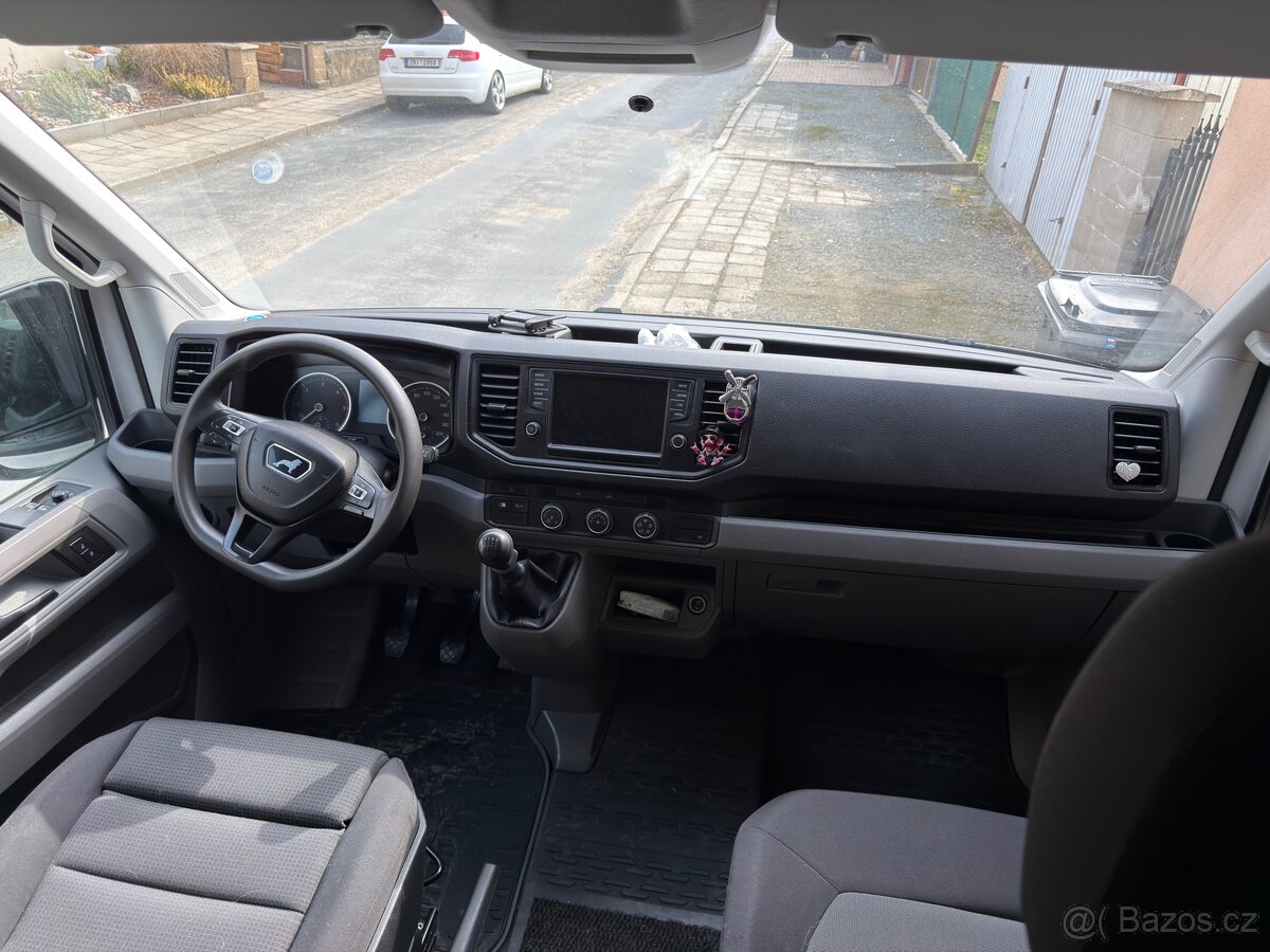 Obytná dodávka Man TGE - 3