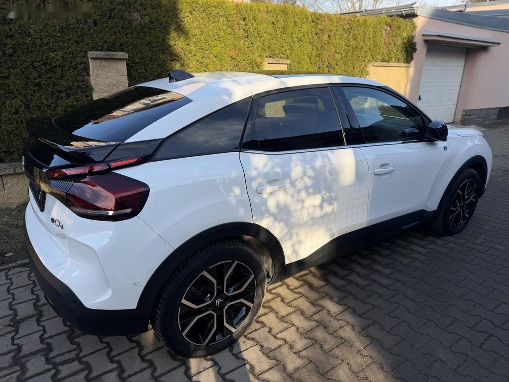 Citroën ë-C4,SHINE-MAX VÝBAVA-PANORAMA- - 3