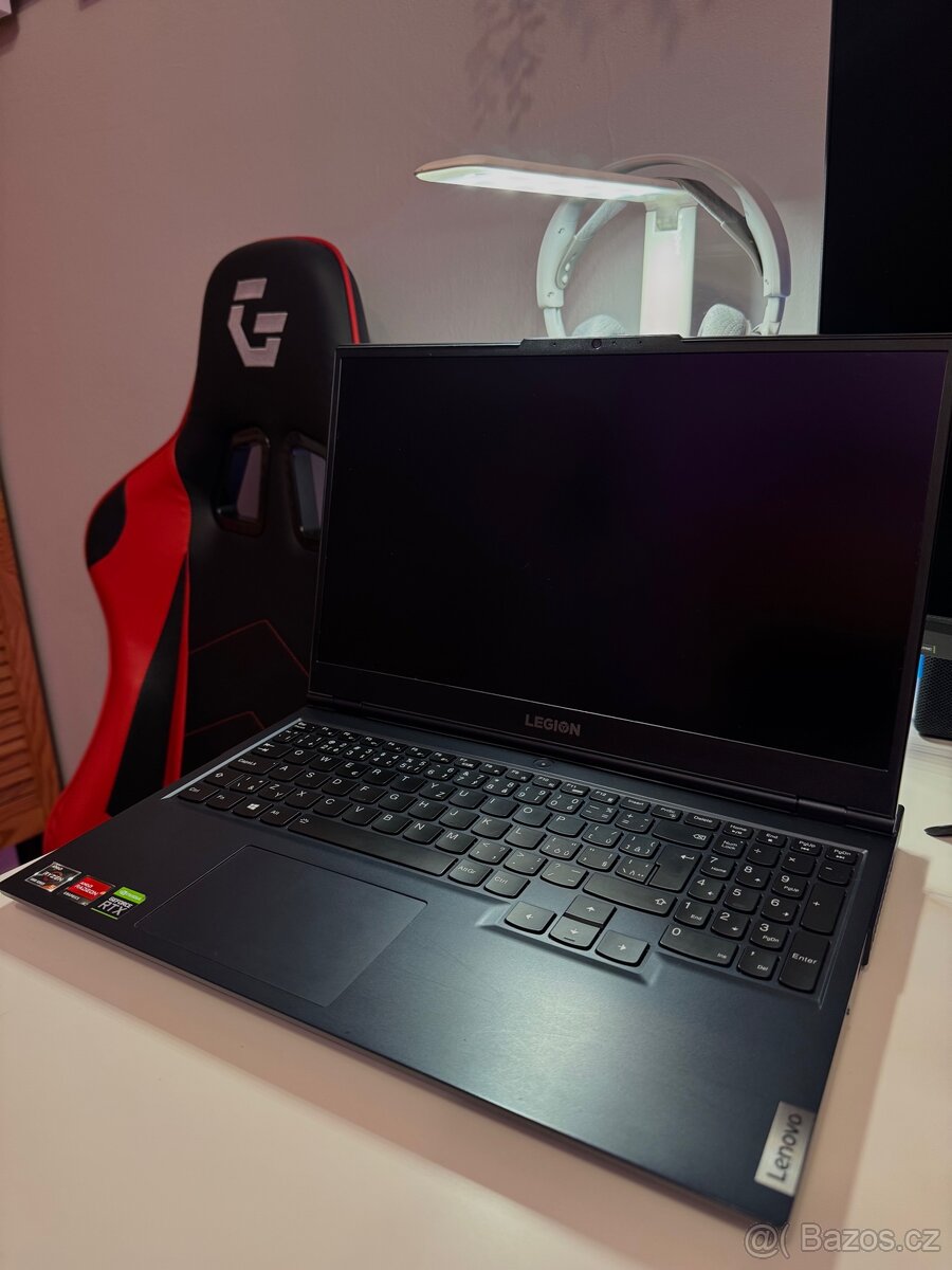 Herní notebook Lenovo Legion 5 (15ACH6H) - 3