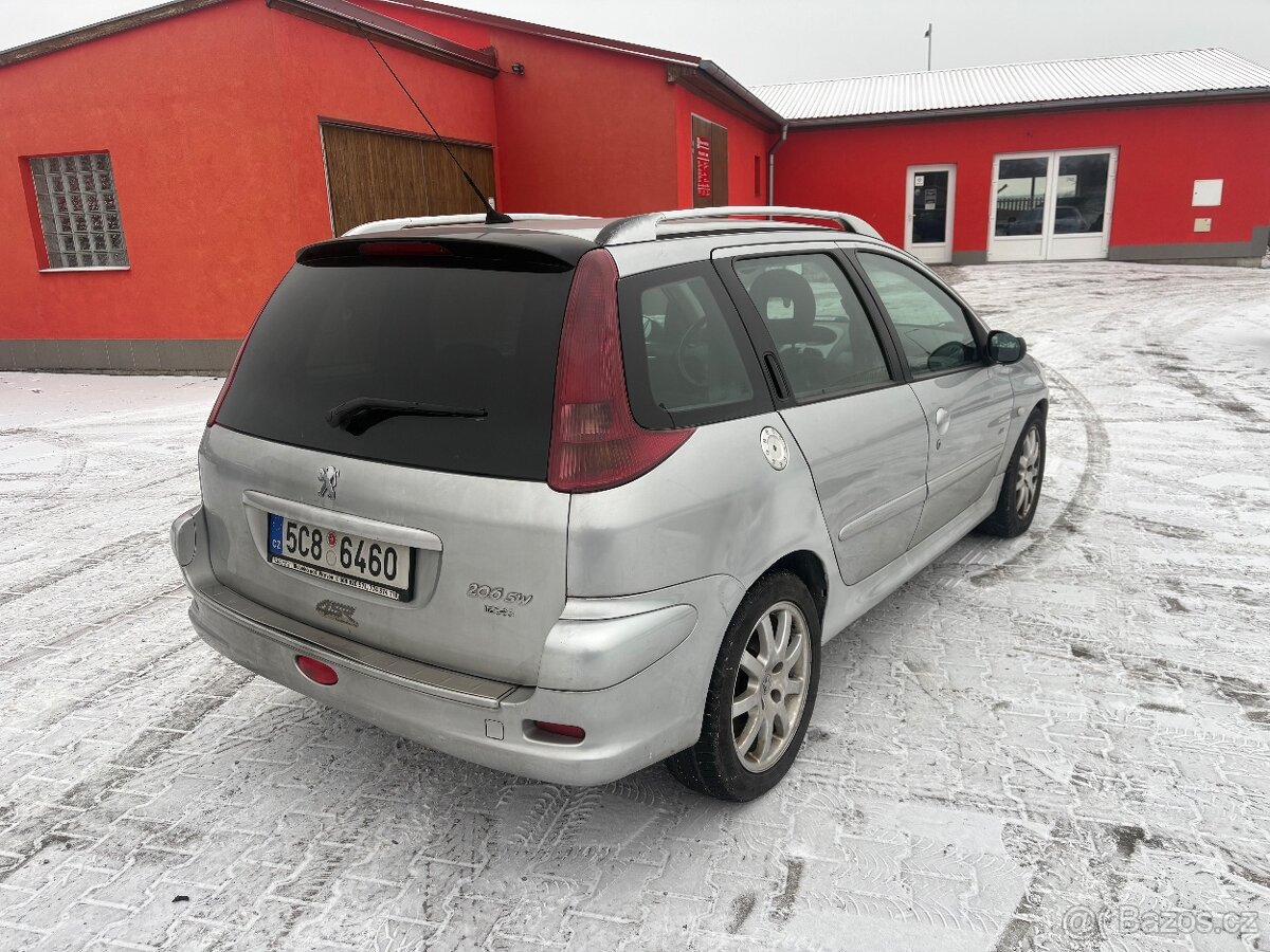 Peugeot 206 1,6HDI 80kw r.v. 2004 - 3