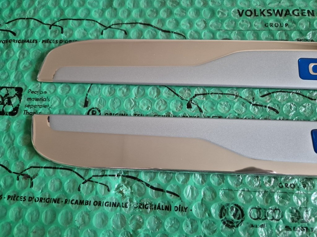 dekorativní ozdobné a ochranné lišty prahu Toyota Yaris , Au - 3