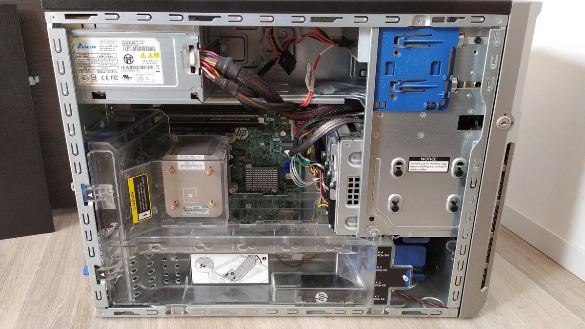 Server ProLiant ML310e Gen8 - 3