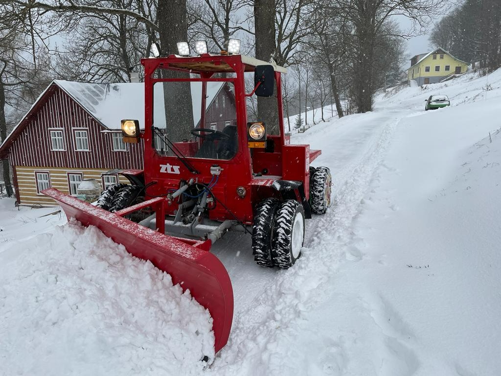 Prodám malotraktor MT8 046 - 3