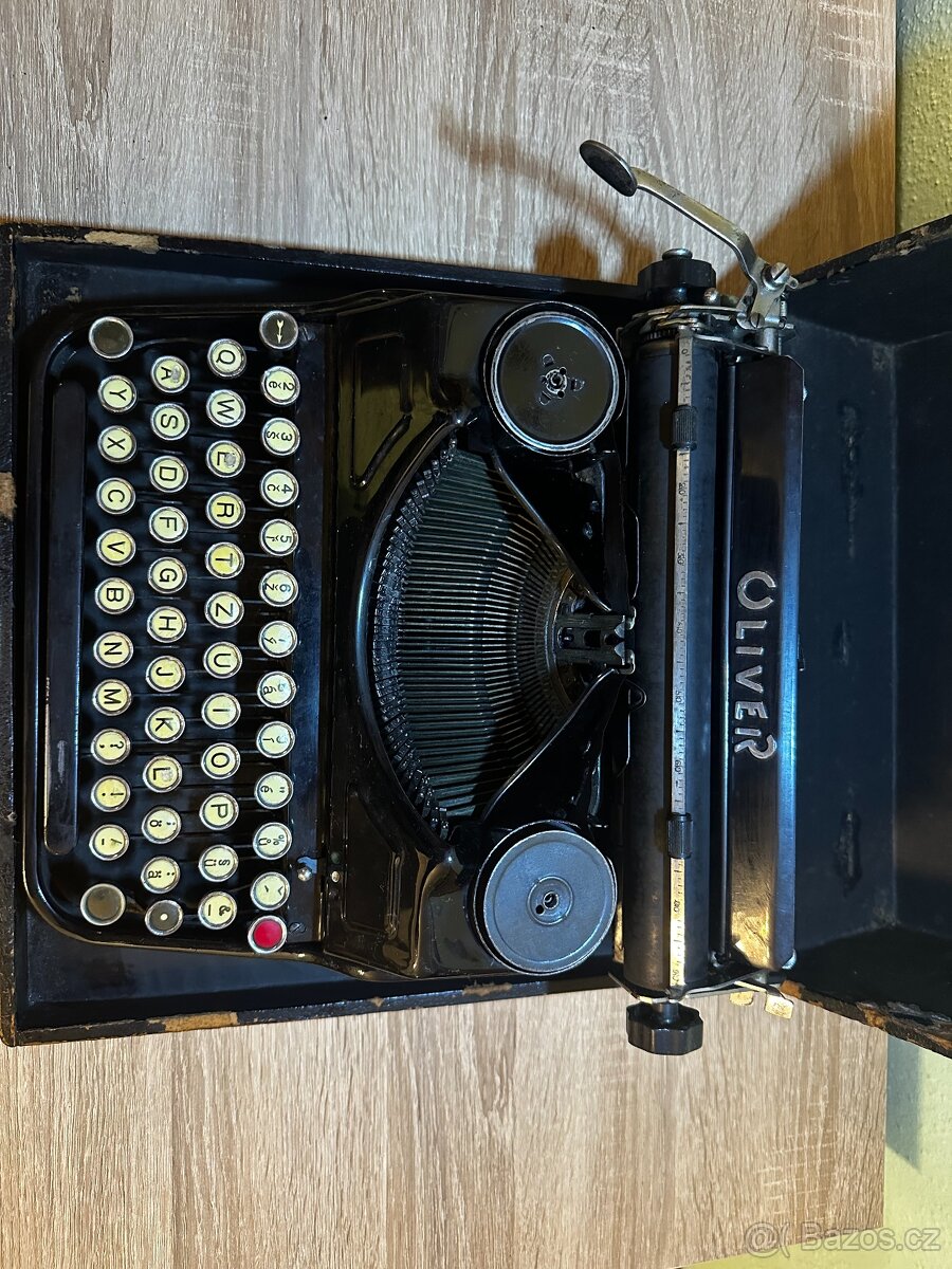 Psací stroj OLIVER - 3