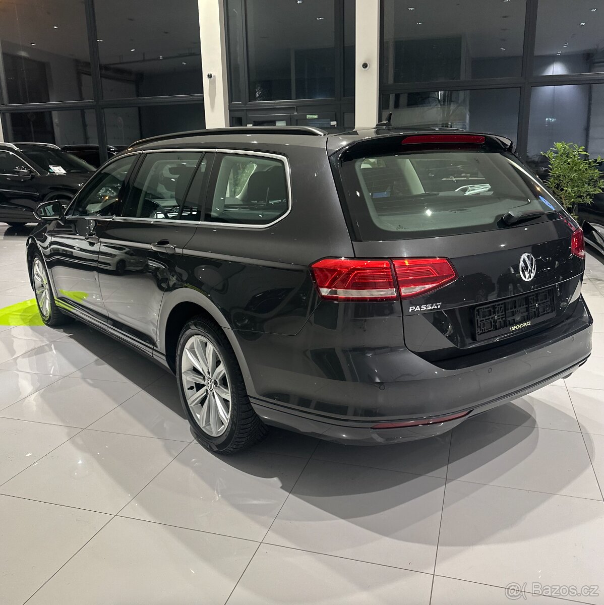 Volkswagen Passat, 2.0 TDI - DPH - nova kola/STK - 3