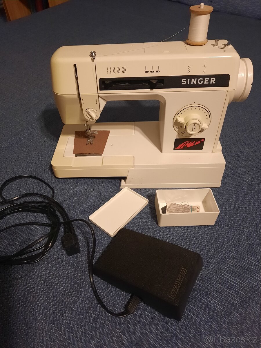Singer - elektrický šicí stroj - perfektní stav - 3
