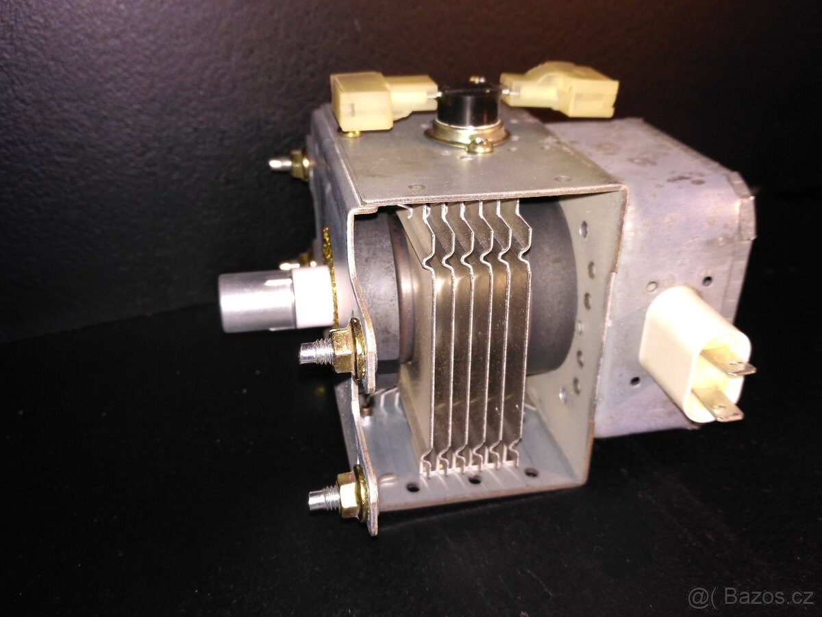 Magnetron a kondenzátor - 3