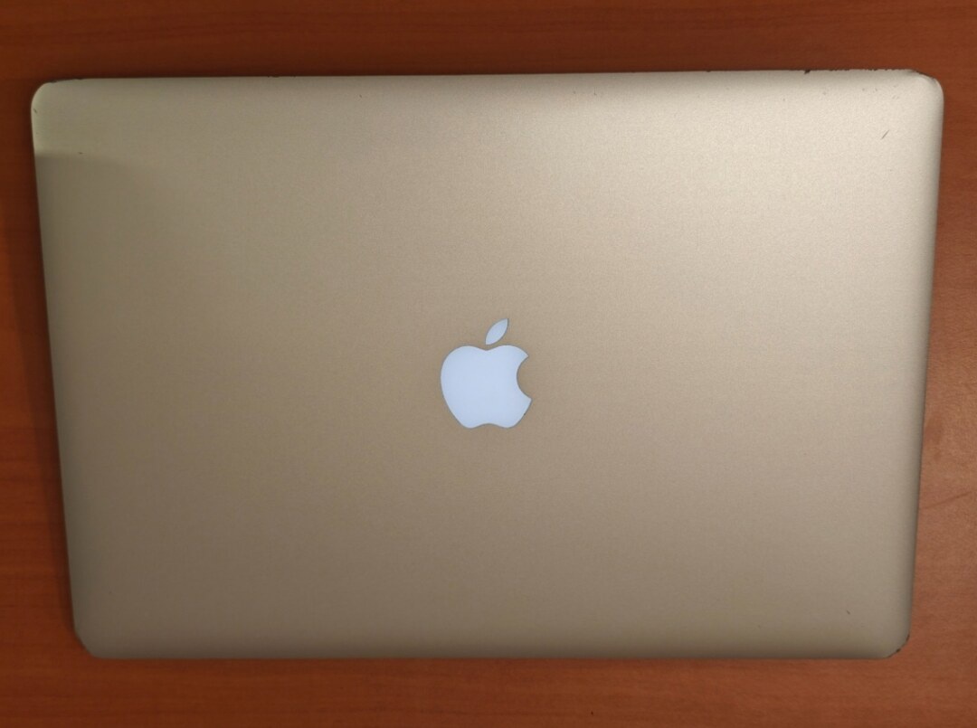 Apple MacBook Pro 2015 15" 2.8/16G/512G/AMD - 3