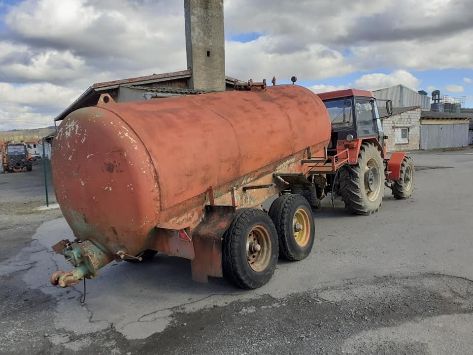 Traktorová cisterna - 3