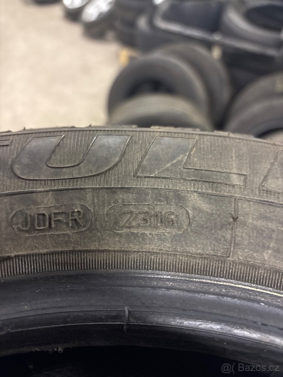 Zimní 185/60R15 - 3