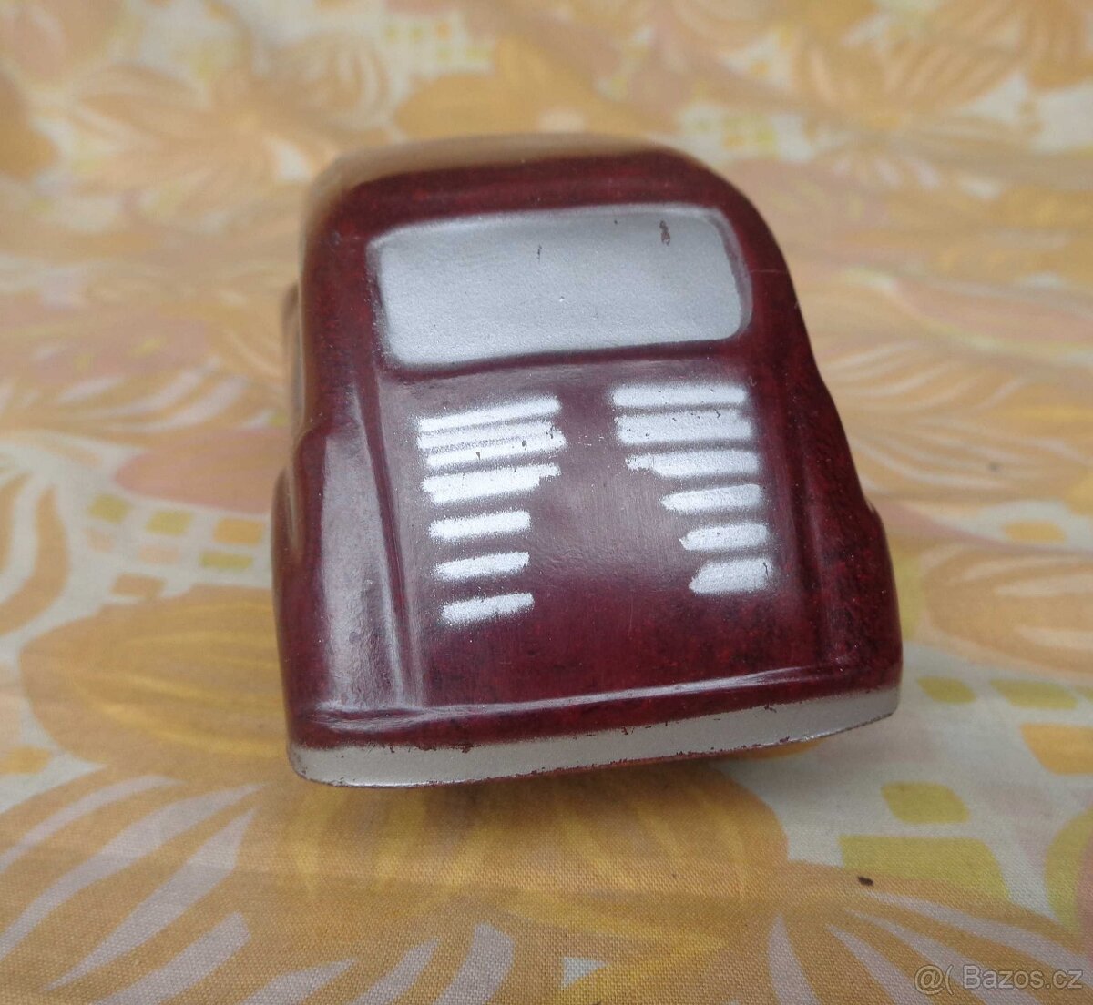 Bakelitový Fiat 600 mačkací pohon, setrvačník - 3