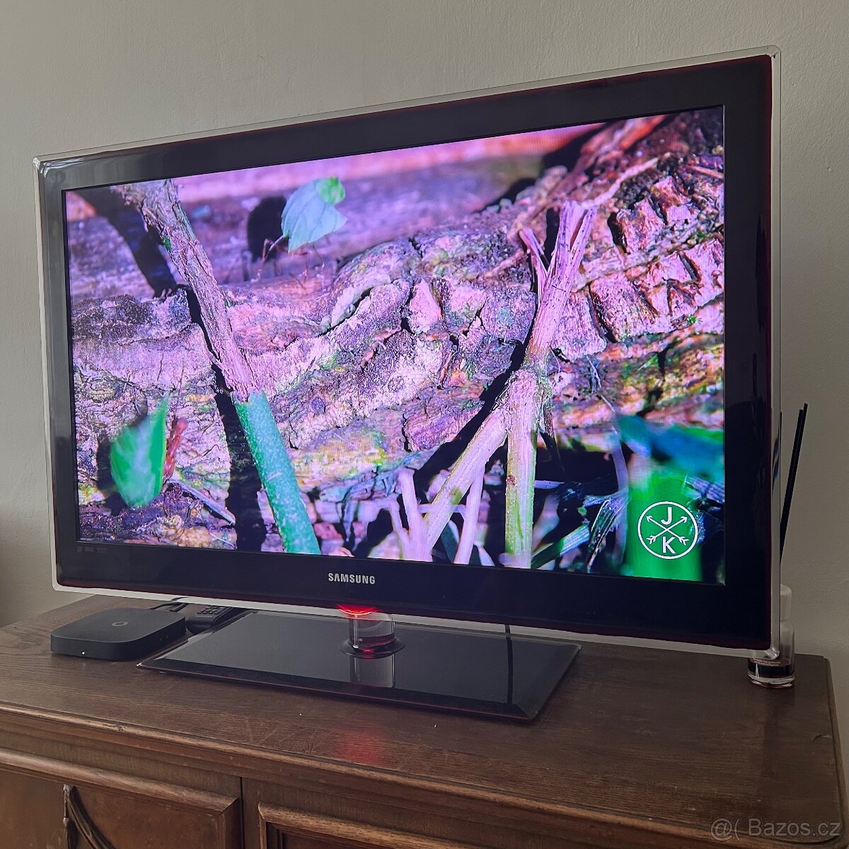 Prodám TV Samsung (100 cm) - 3