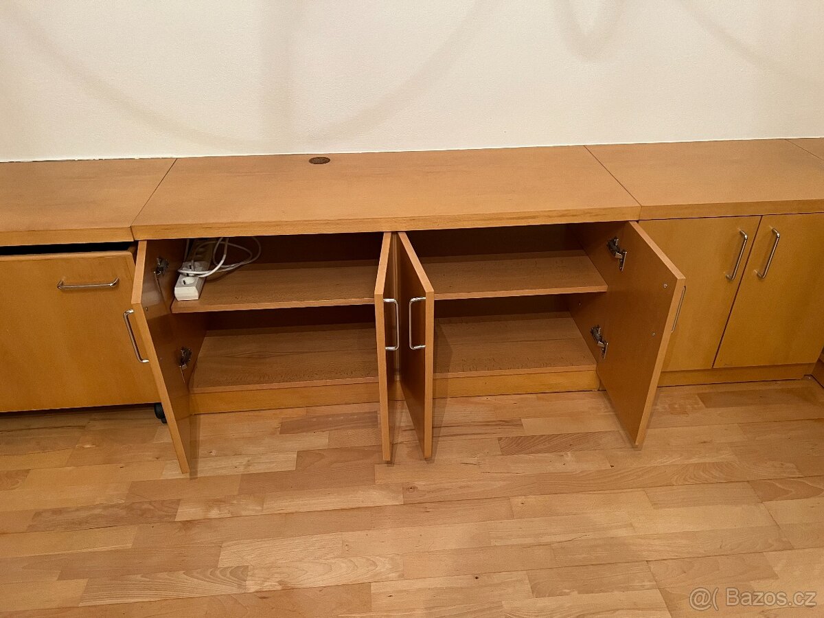 Nízká skříňka / komoda pod TV - 3