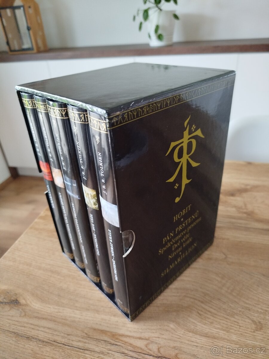 Tolkien Pan prstenu Hobit dalsi 10knih - 3
