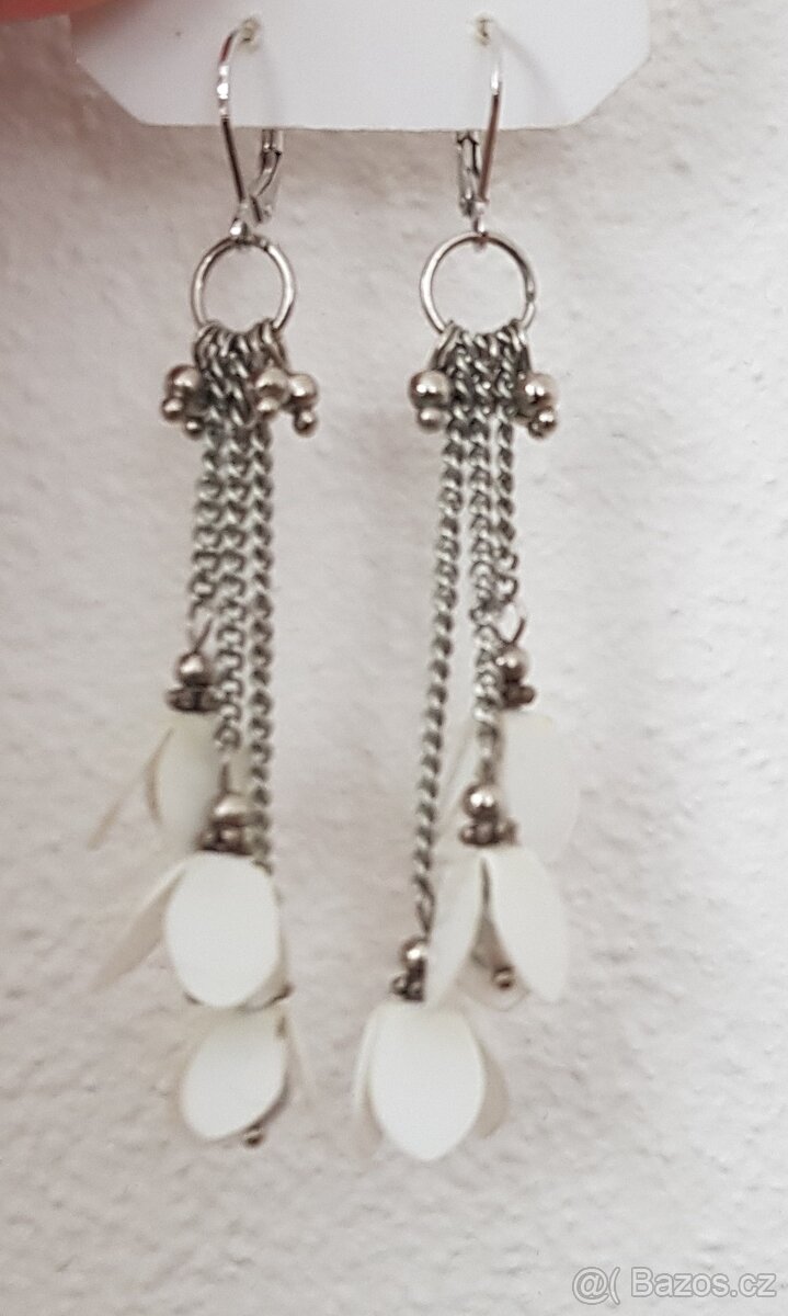 Bílo-stříbrné náušnice - 3