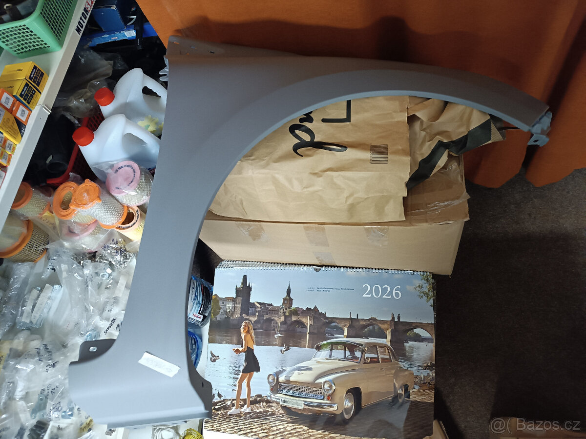 Blatník přední pravý Renault Clio IV 2012-2019 - 3