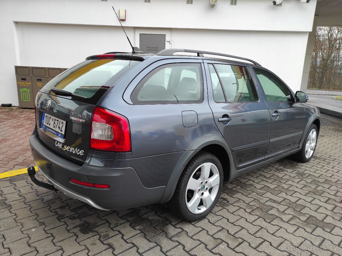 Škoda Octavia Scout 2 fl 2.0 TDI bmm - 3