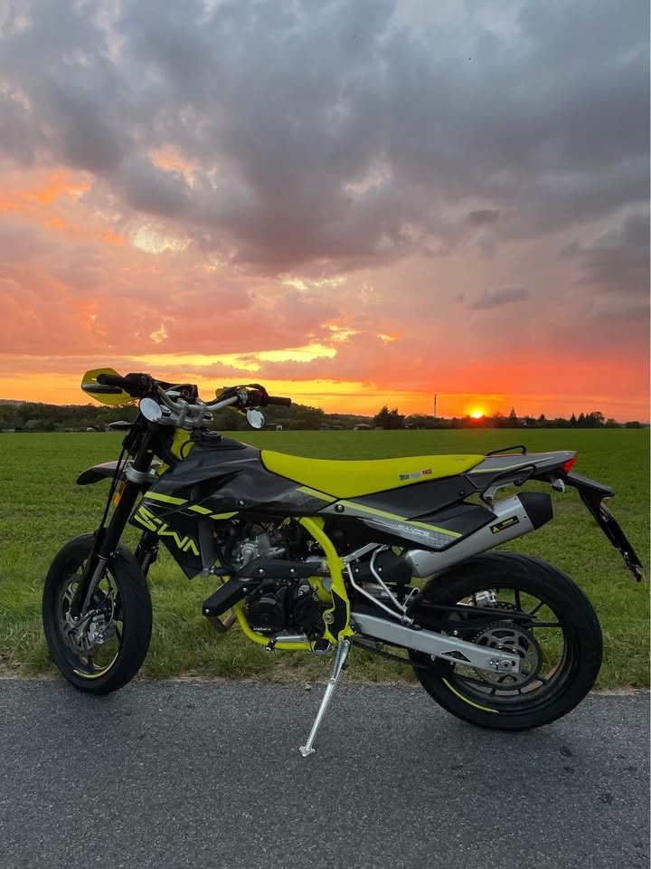 Supermoto SWM 125 R - 3