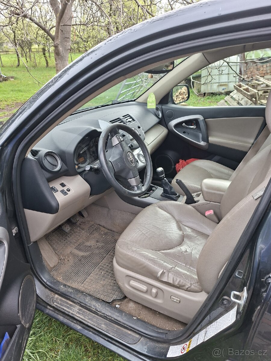 Toyota Rav4 - 3