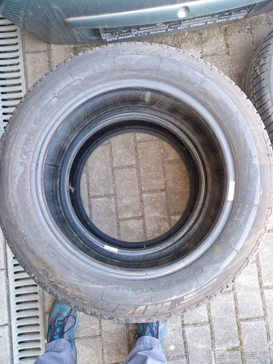 Pneu na prodej (BEZ DISKŮ) - 3