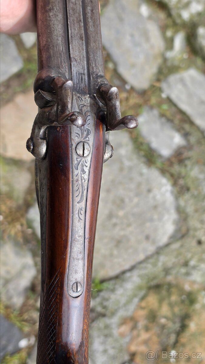 KRÁSNÁ HISTORICKÁ BROKOVNICE- PŘEDOVKA - 3