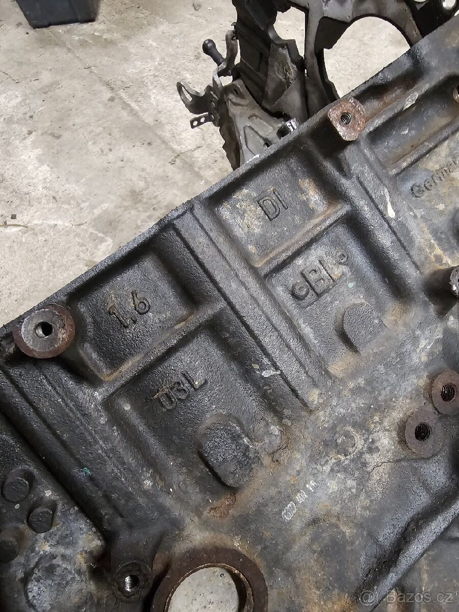 Spodek motoru 1.6 TDI 77kw CAY - 3