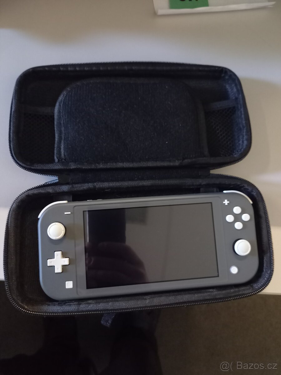 Nintendo switch lite - 3
