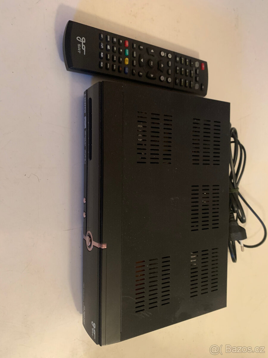 Prodám satelitní přijímač - 3