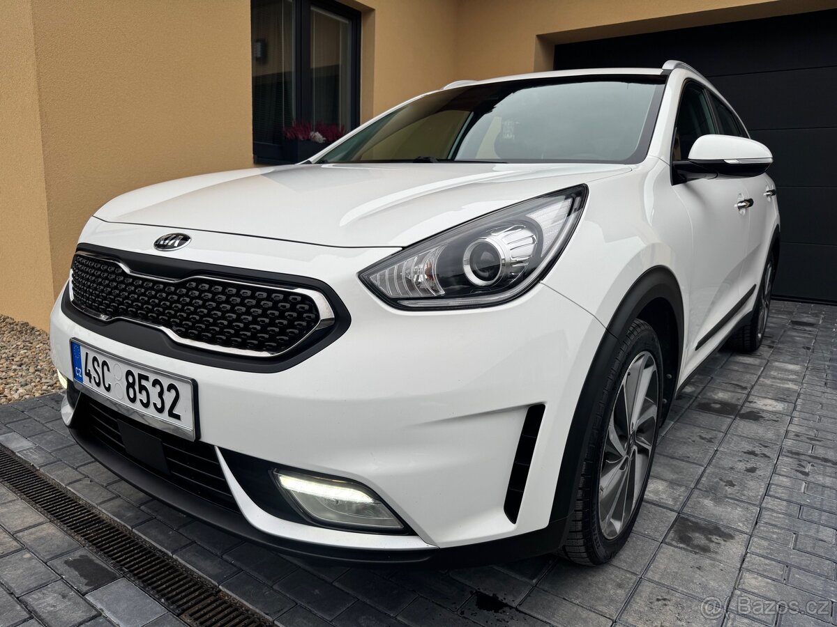 Kia Niro 1.6i 77Kw Automat - 3