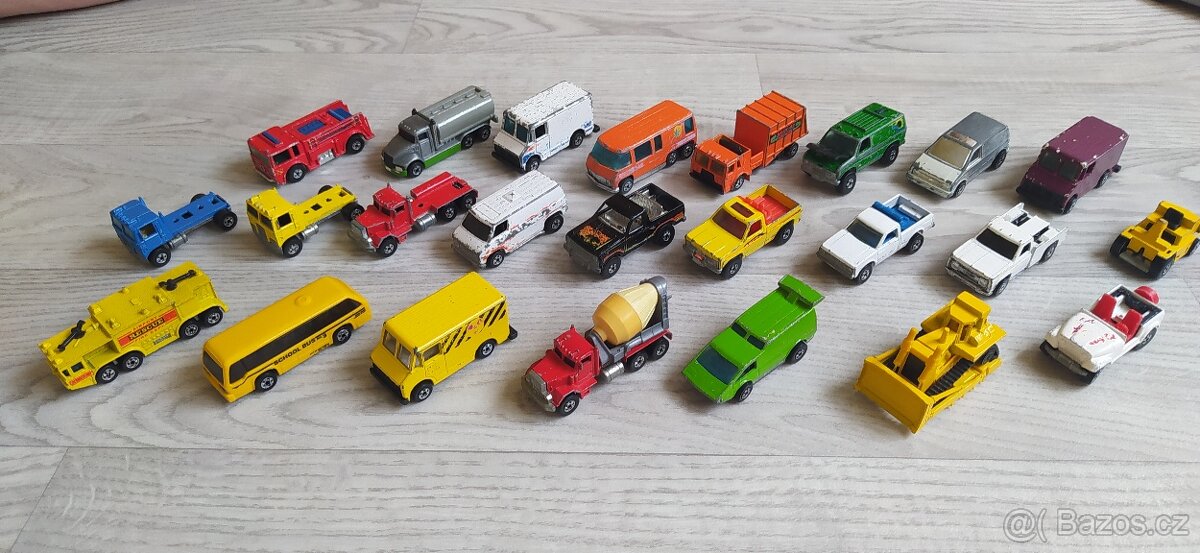 autíčka - angličáky Hot Wheels - 3