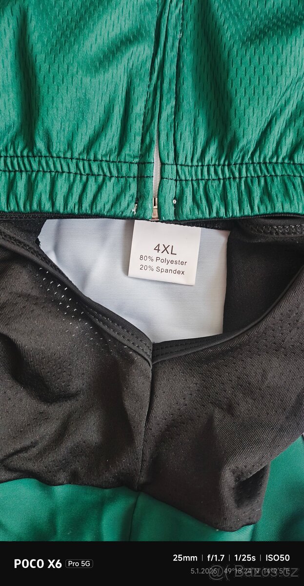 Cyklistické boty a dresy - 3