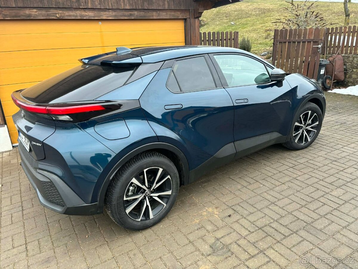 Toyota CH-R 2.0 plugin hybrid - 3