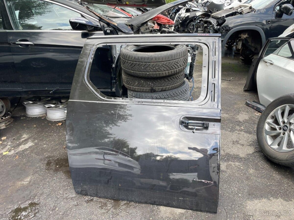 Hyundai Staria Dveře - 3