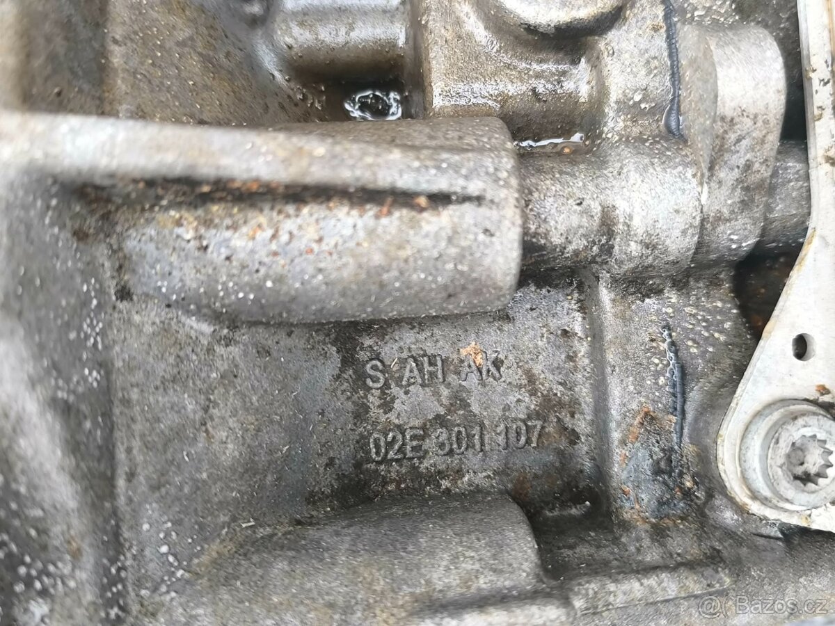 VW PASSAT B6 Automatická převodovka - 02E301107 - 3