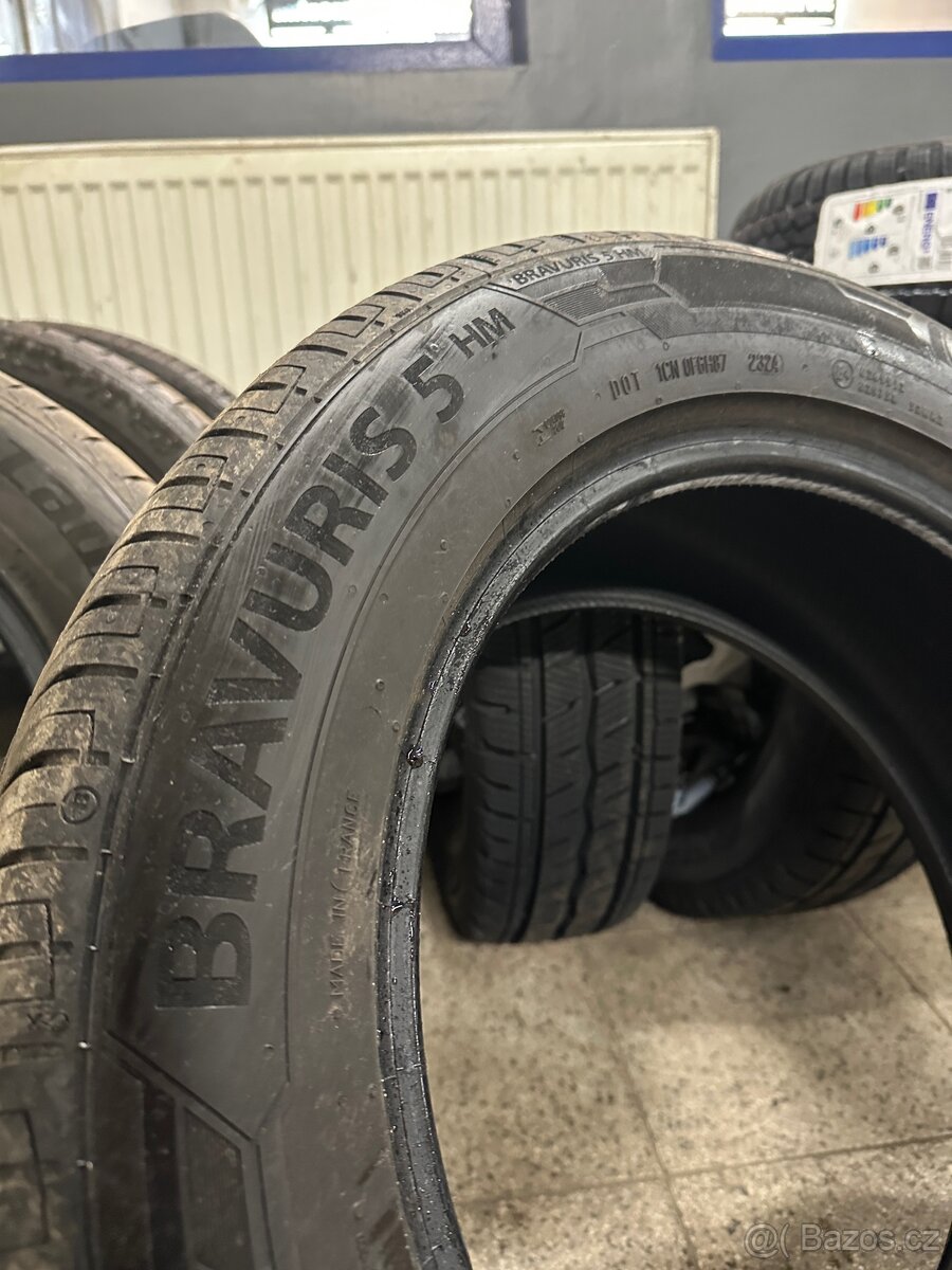 Pneumatiky 235/55R17 - 3
