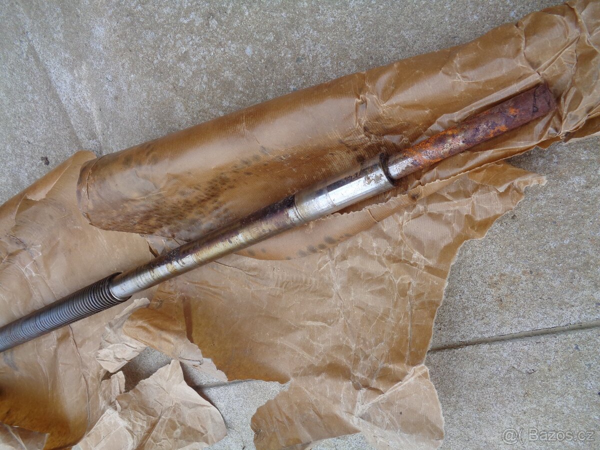 Trapézový šroub - 3