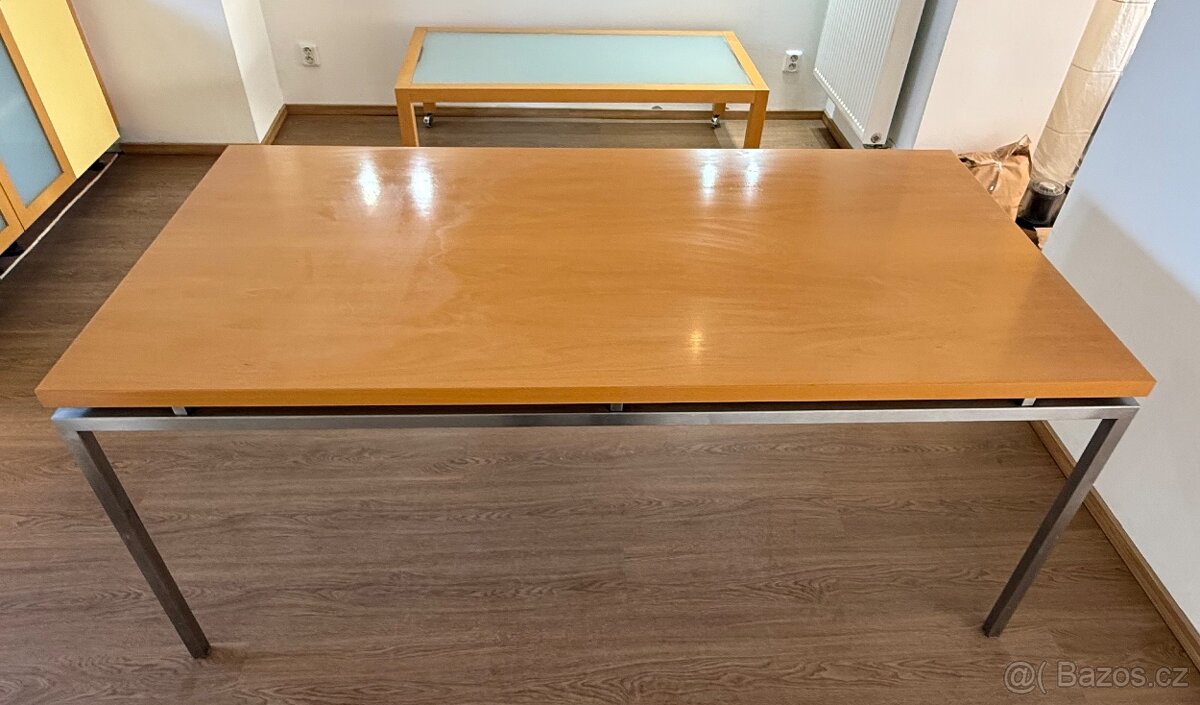 Jídelní stůl masiv - 3
