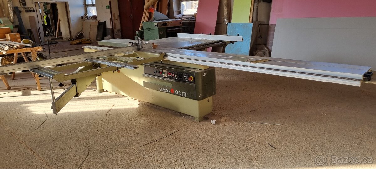 Formátovací pila SCM si3200 - 3