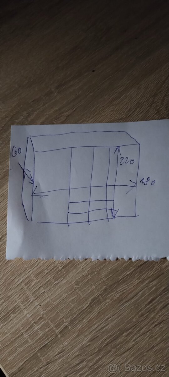 Šatní skříň se zrcadlem - 3