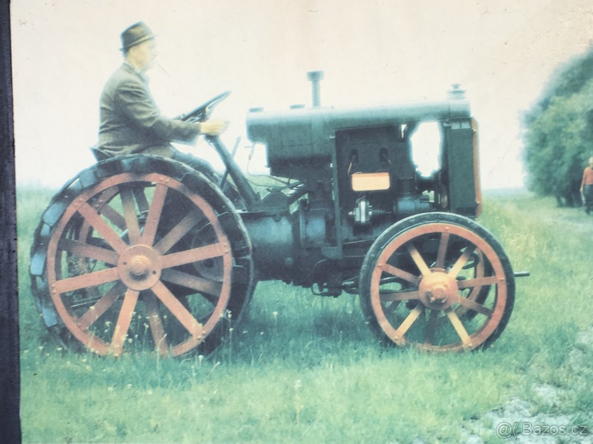 Traktor wikov - 3