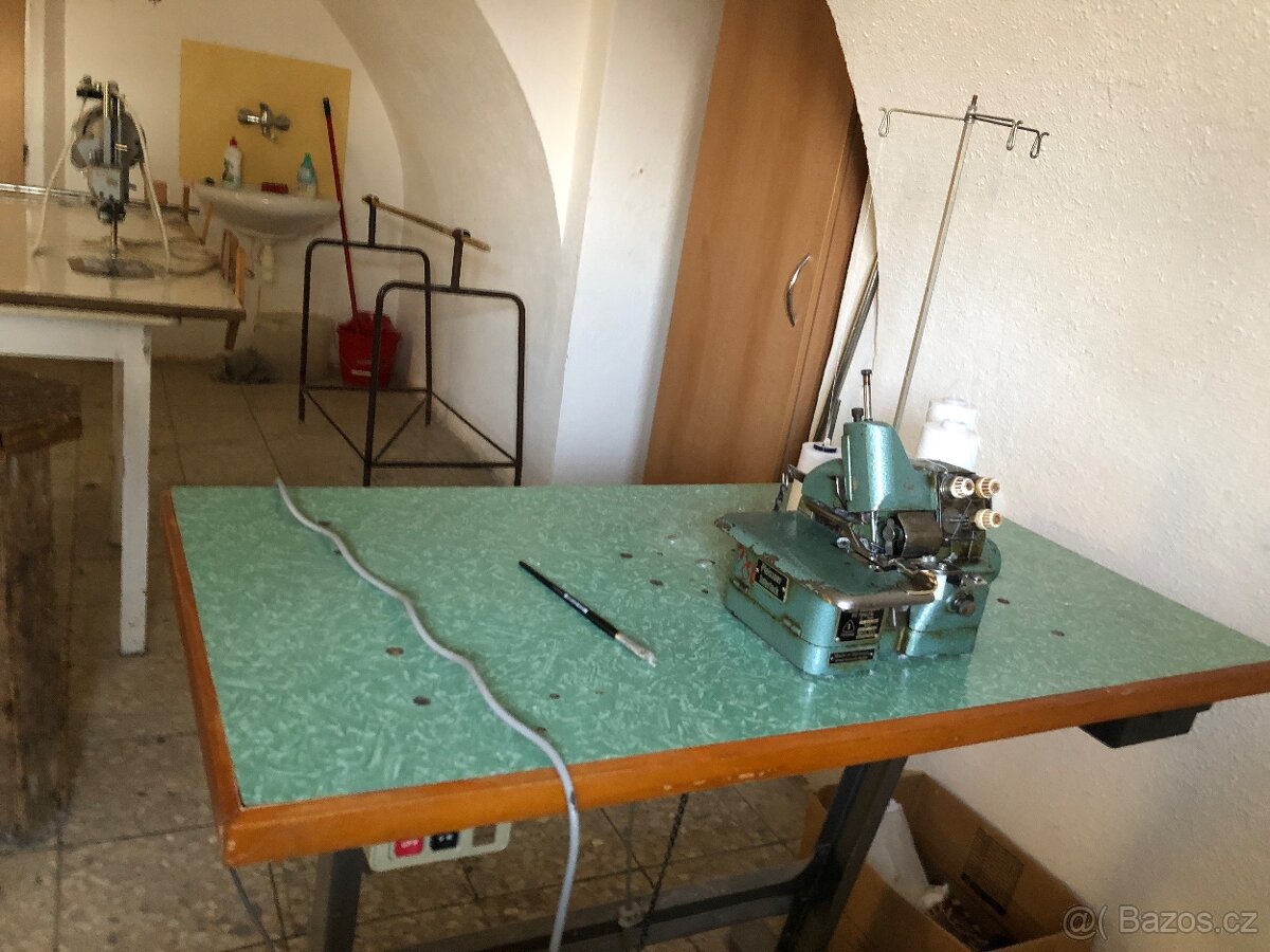 Šicí stroje - 3