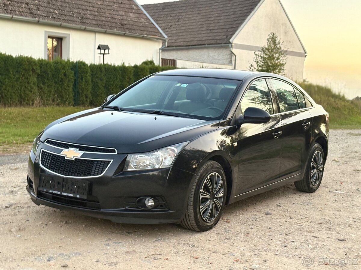 Chevrolet Cruze LS 2.0TD - 3