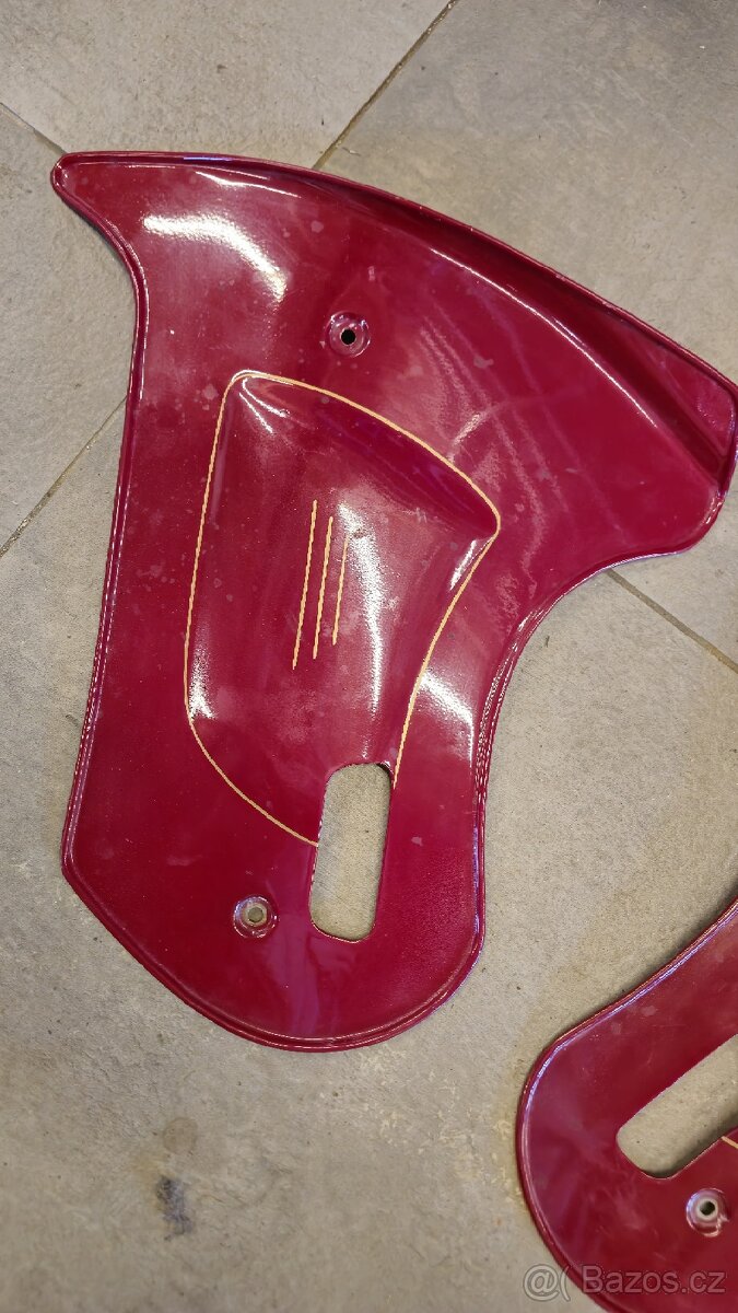 Jawa kývačka kryty motoru - 3