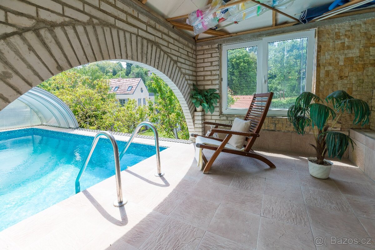 Prodám rodinný dům 9+3 Lysolaje, 502 m² - 3