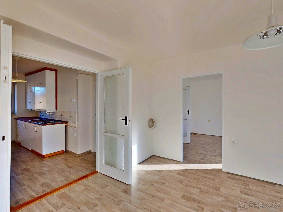 Pronájem bytové jednotky 2+1, Přerov, Velké Novosady - 3