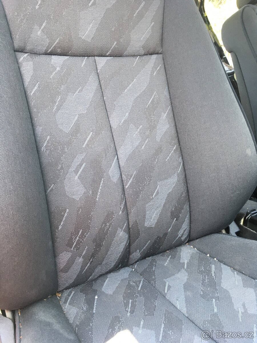 Mercedes benz E combi. w210 rok 2002 - 3